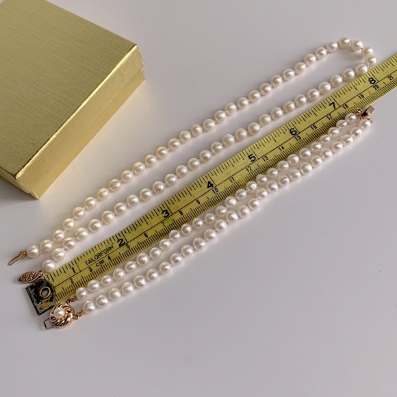 ⭐️🦢⭐️ Freshwater Pearl & 14k Gold Necklace with matching bracelet set✨ - Picture 7 of 9